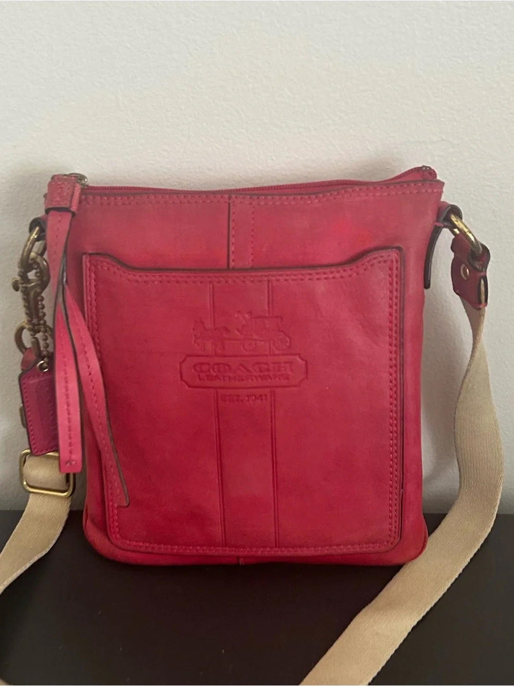 Coach Legacy Pink Leather Crossbody Bag Vintage Adjustable Strap gloved leather - Picture 7 of 14
